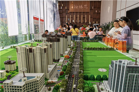 龙都西苑小区3室2厅1卫76万111m2出售